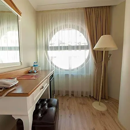Biga Palas Hotel 2* 비가