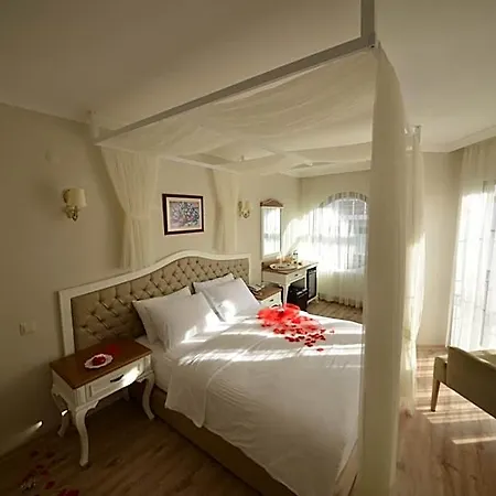 호텔 Biga Palas Hotel 2*